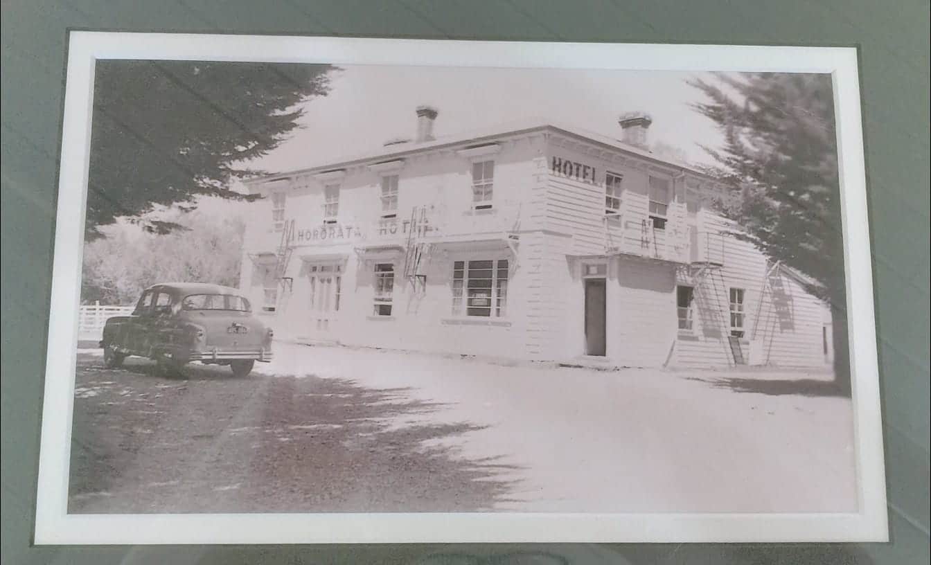 Black and white historic photo of the Hororata Hotel