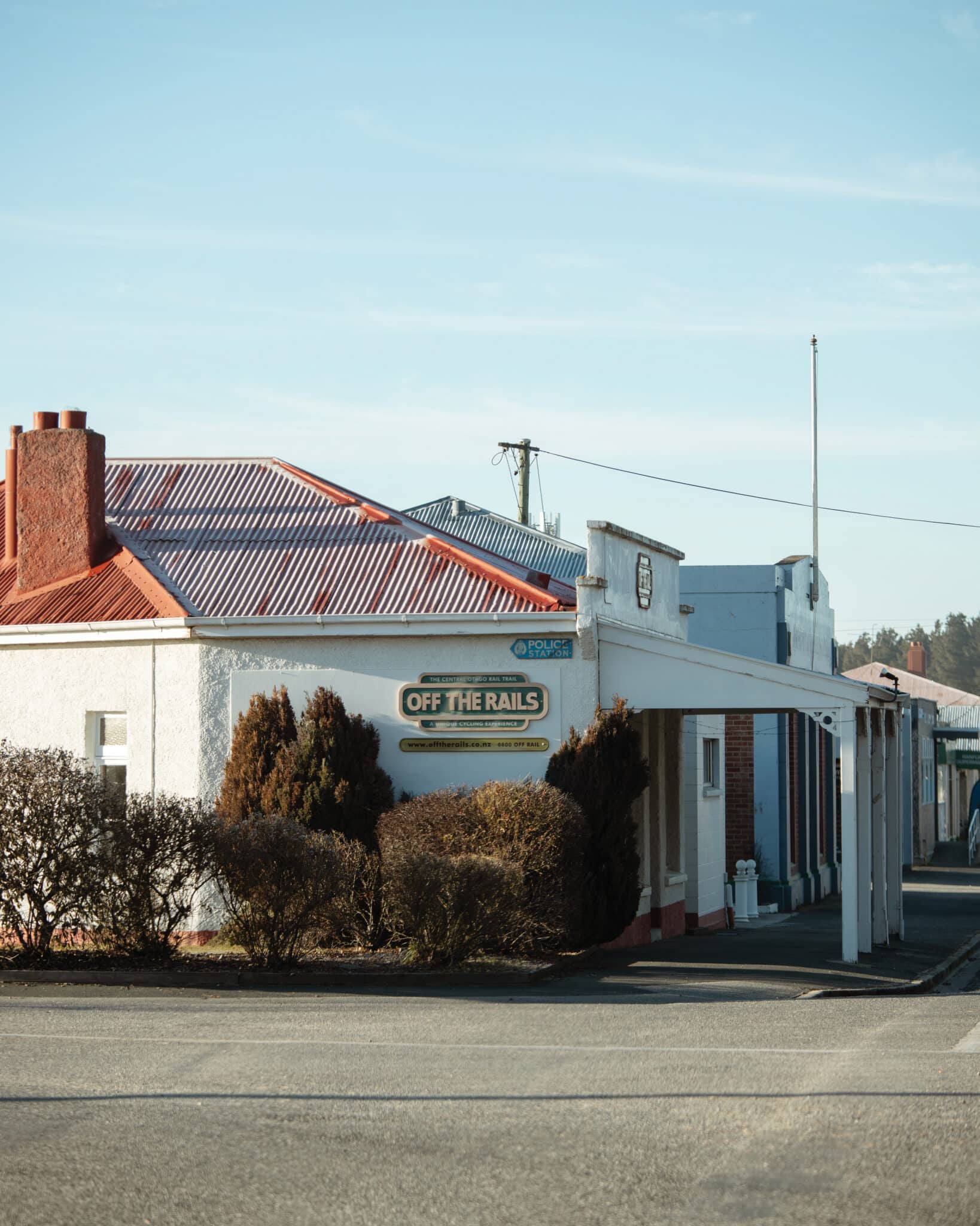 One of Ranfurly’s heritage buildings, like others, still in use today. Amie says, “I’ve worn a lot of hats over the years. The radio station has been the most consistent, but I’m also the chair of Māniatoto Community Arts & Cultural Centre and have supported local freshwater catchment work. I ran our local community publication for ten years, and we ran a gift gallery and coffee shop from Dad’s old dental practice in Ranfurly, showcasing local creators.”