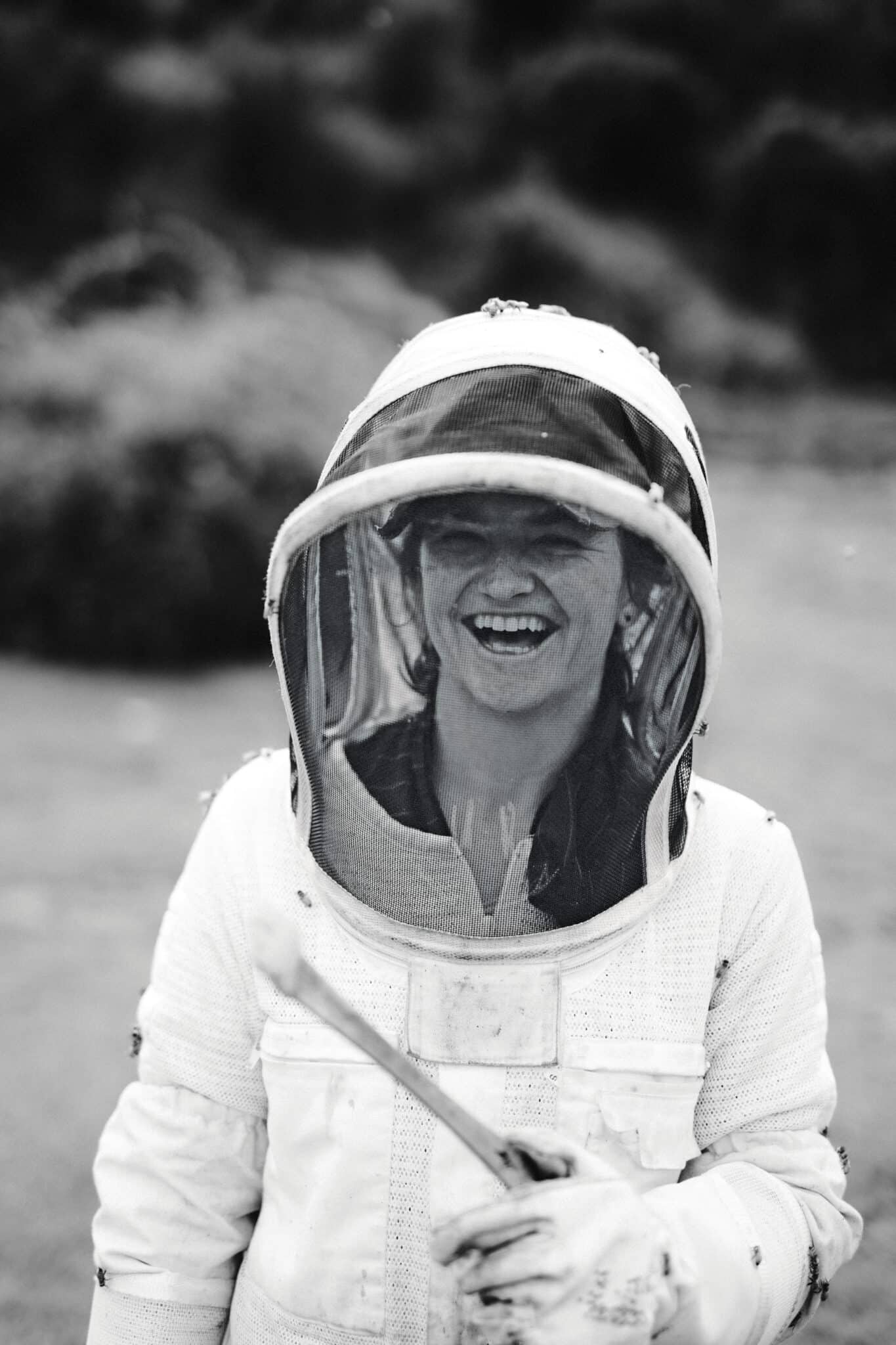 “When it’s quieter with the bees, throughout autumn and winter, I help on the farm with the bigger jobs like mustering,” Tessa says. “It’s the best of both worlds.” 