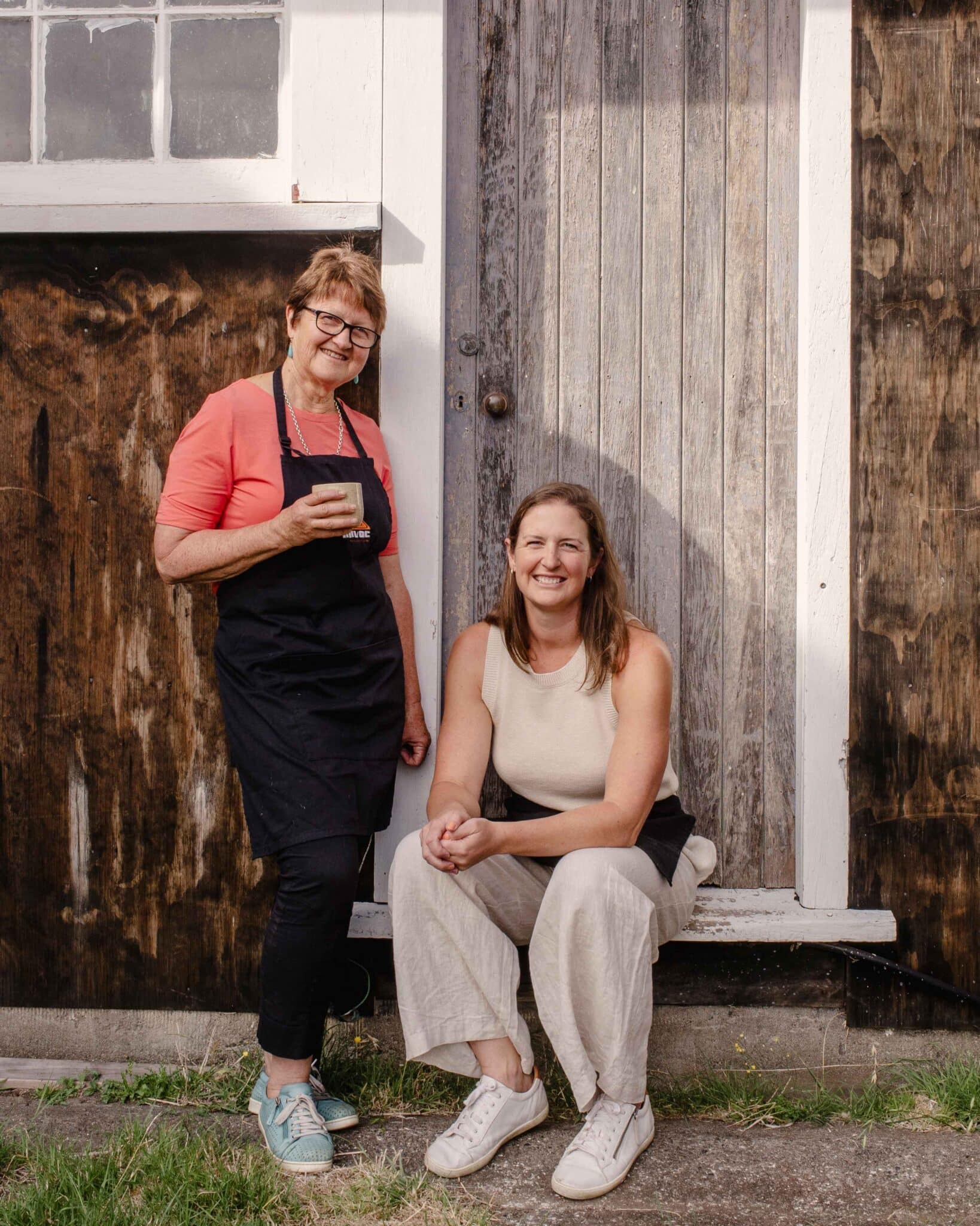 Rosie at the roastery, and with 
daughter Harriet. “I still regard coffee roasting 
as a hobby, not work,” says Rosie, “and I love 
meeting people at the local farmers’ markets – 
the regulars, stallholders and travellers. It’s a real 
community in itself.”