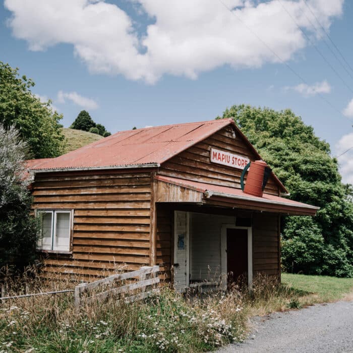 The abandoned Māpiu Store.