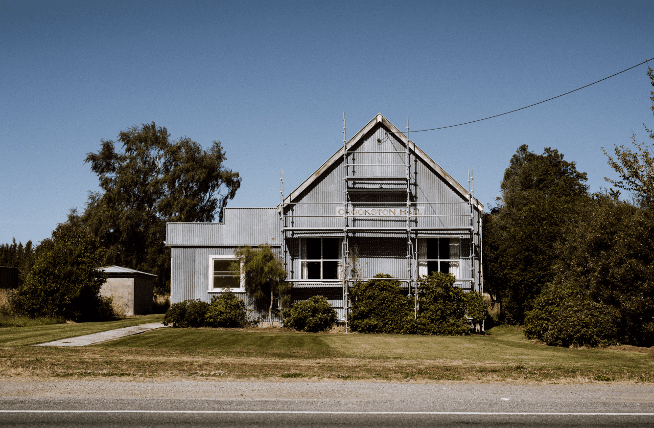 “The Crookston Hall is a neat building. The West Otago Young Farmers always host their AGM there, and I’ve been to plenty of 21sts, balls and other birthdays held in it,” Kirsten says.