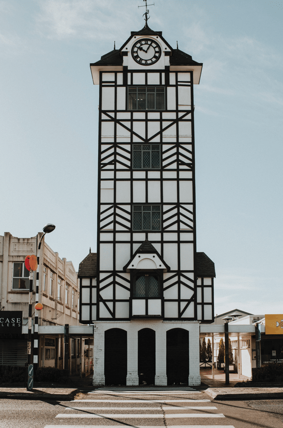 Above. Supposedly, the similarity of the Pātea River to the River Avon in England inspired Stratford’s name. “The
Glockenspiel is probably our one claim to fame. When you visit Stratford, you might notice that a lot of streets are named from Shakespeare’s works and there are a lot of street murals depicting him,” Megan says. “There’s a scene
from Romeo and Juliet
that is performed from the Glockenspiel, which is really cute – the kids love it.